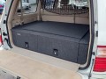 Zabudowa wyprawowa sypialna Toyota Land Cruiser 100 ze stołem